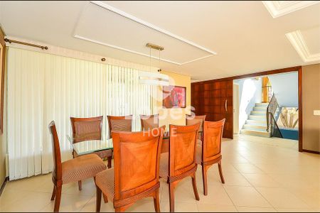 2_photo/94dce5e803.82be18ad98973cde-ATLAS-543c5b0a-9fe2-4481-abb5-36334bb36082.jpg de casa à venda com 4 quartos, 460m² em Bacacheri, Curitiba