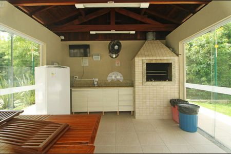 27_photo/94dce5e9ab.4c6dcff2e598dd83-ATLAS-b8f3e152-73c0-462e-8dfa-5280ce45eaab.jpg de apartamento à venda com 2 quartos, 53m² em Bacacheri, Curitiba