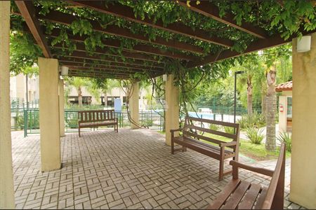 8_photo/94dce5e9ab.4c6dcff2e598dd83-ATLAS-dbd920d5-c8c2-4705-98ee-bee61fe2aabf.jpg de apartamento à venda com 2 quartos, 53m² em Bacacheri, Curitiba