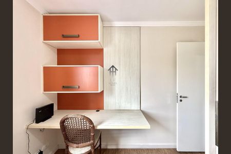 6_photo/94dce5e9ab.cba55c6c3c3dbf0f-ATLAS-392401df-bbf8-471e-b2e7-9d7a69776b3e.jpg de apartamento à venda com 3 quartos, 79m² em Bacacheri, Curitiba