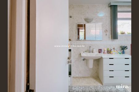 34_photo/94dce5e9cd.26dc6cb80f3e86b0-ATLAS-c6ad1ae4-ea61-48e5-ae0e-a541d72f0b24.jpg de casa à venda com 3 quartos, 123m² em Bacacheri, Curitiba