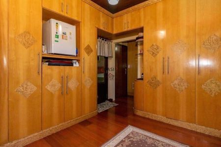 10_photo/94dce5ea9d.68b239068586177f-ATLAS-6d7e5c76-cbd2-463a-90ad-30c2cbb4484a.jpg de casa à venda com 4 quartos, 400m² em Bacacheri, Curitiba