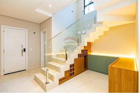 2_photo/94dce5ecbd.4920d6e5269d0762-ATLAS-1f591b58-4b82-41bb-b86f-e8023e54551c.jpg de casa à venda com 3 quartos, 239m² em Bairro Alto, Curitiba