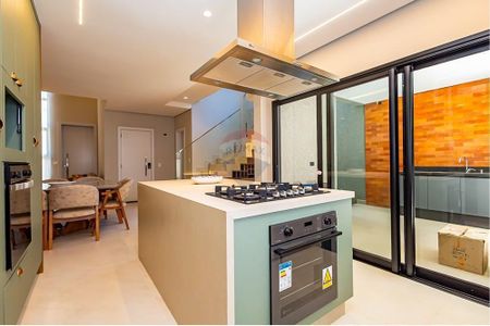 18_photo/94dce5ecbd.4920d6e5269d0762-ATLAS-ef3a9316-10c8-4e56-aec4-19cc8561ffd3.jpg de casa à venda com 3 quartos, 239m² em Bairro Alto, Curitiba