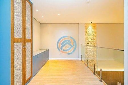 33_photo/94dce5ecbf.3cc2d31291e2990f-ATLAS-3258f95d-0376-44d3-8c9d-6fc02bf87186.jpg de casa à venda com 3 quartos, 180m² em Bairro Alto, Curitiba