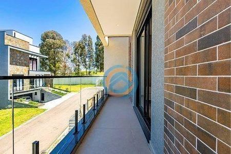 47_photo/94dce5ecbf.3cc2d31291e2990f-ATLAS-3f5b7105-f36e-4f3d-be31-4d6b73cf9e8b.jpg de casa à venda com 3 quartos, 180m² em Bairro Alto, Curitiba