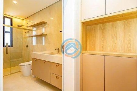 43_photo/94dce5ecbf.3cc2d31291e2990f-ATLAS-a0b77ac4-c009-4773-b5fc-fc81f3df07b2.jpg de casa à venda com 3 quartos, 180m² em Bairro Alto, Curitiba