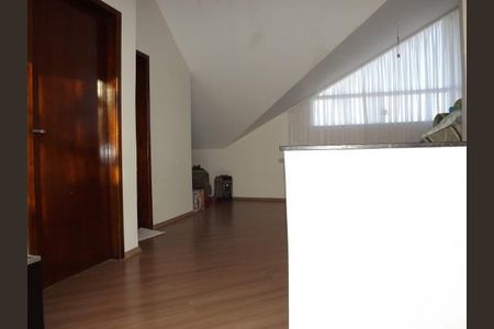 8_photo/94dce5ed63.96458e673c4e6a1a-ATLAS-2a47f962-72a2-4187-a1bb-a553cb7e29df.jpg de casa à venda com 4 quartos, 240m² em Bairro Alto, Curitiba