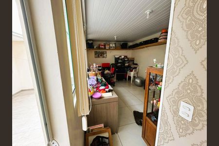 19_photo/94dce5ed9b.ffdd1ddaa3c736e5-ATLAS-e40cdb06-596a-409b-b3f8-25934260ebaf.jpg de casa à venda com 3 quartos, 240m² em Bairro Alto, Curitiba