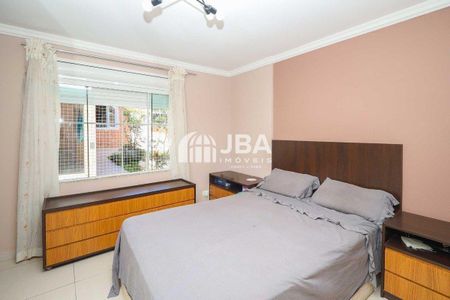 48_photo/94dce5efbb.59b9fa3339c8dcb8-ATLAS-6398504a-b510-4368-8f27-d5e2bf0140a4.jpg de casa à venda com 3 quartos, 200m² em Bairro Alto, Curitiba
