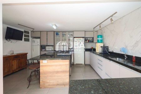 19_photo/94dce5efbb.59b9fa3339c8dcb8-ATLAS-c168a6d3-a5da-46bf-b646-ea7e3ab4adff.jpg de casa à venda com 3 quartos, 200m² em Bairro Alto, Curitiba