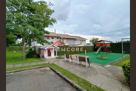 8_photo/94dce5f179.93b8fa184532727f-ATLAS-c84c0b26-c954-4eab-a048-ec7c5021247a.jpg de casa à venda com 3 quartos, 64m² em Bairro Alto, Curitiba
