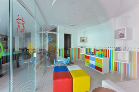 37_photo/94dce5f1fd.ceff8192393c33de-ATLAS-1c0de936-a0b2-4e5a-bfc9-caed78bf1847.jpg de casa à venda com 4 quartos, 240m² em Bairro Alto, Curitiba