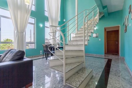 6_photo/94dce5f28d.68fea5cf95d25830-ATLAS-70f8c01e-e724-4d5e-97ce-6b6b1605e9c7.jpg de casa à venda com 3 quartos, 318m² em Bairro Alto, Curitiba