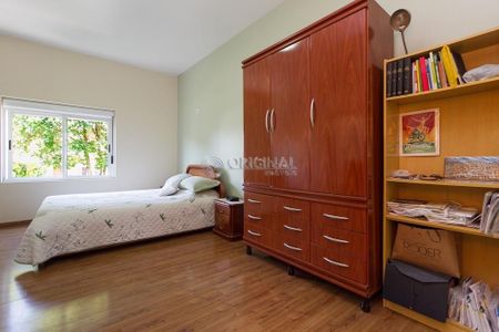 4_photo/94dce5f28d.68fea5cf95d25830-ATLAS-76b235f9-a91c-4614-ad4e-2036728acae6.jpg de casa à venda com 3 quartos, 318m² em Bairro Alto, Curitiba