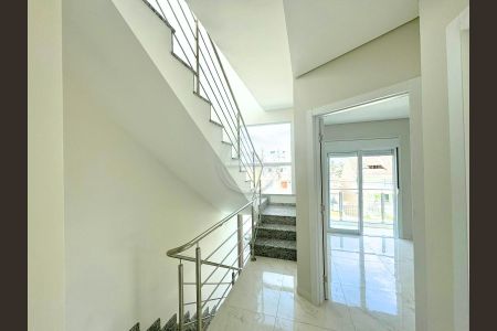 6_photo/94dce5f2ed.7e98156cb2098b5e-ATLAS-eec4cad3-3c79-410f-ab9d-bb4e3de82b95.jpg de casa à venda com 3 quartos, 144m² em Bairro Alto, Curitiba