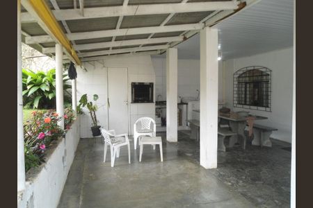 12_photo/94dce5f365.1fb1e15624dab5b2-ATLAS-1bb2fde6-a912-4f12-a295-8a017b24a172.jpg de casa à venda com 4 quartos, 164m² em Bairro Alto, Curitiba