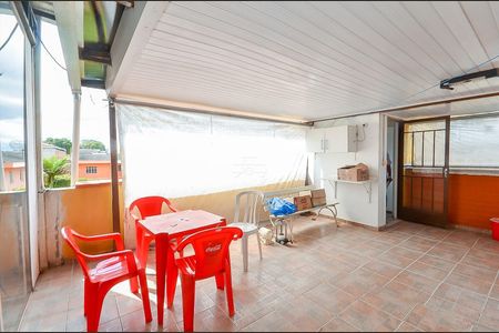 8_photo/94dce5f365.b2517d34c228f0d2-ATLAS-261ea3b1-6820-45a2-ba0a-ef6d0a9beb03.jpg de casa à venda com 3 quartos, 215m² em Bairro Alto, Curitiba