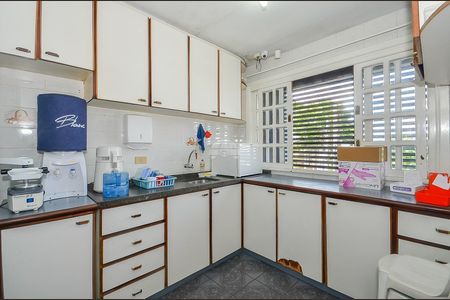 2_photo/94dce5f365.b2517d34c228f0d2-ATLAS-dd9f7019-3306-42e1-8f93-d7c228cac72e.jpg de casa à venda com 3 quartos, 215m² em Bairro Alto, Curitiba