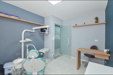 1_photo/94dce5f365.b2517d34c228f0d2-ATLAS-e8e07999-3293-45ef-a73a-37a683cef2b8.jpg de casa à venda com 3 quartos, 215m² em Bairro Alto, Curitiba