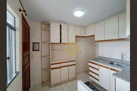 10_photo/94dce5f3f9.df2e9385b3468787-ATLAS-a1a3f4ff-5e2d-4c84-9c9e-a0ca06238940.jpg de casa à venda com 3 quartos, 122m² em Alto da XV, Curitiba