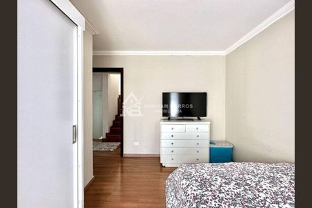 13_photo/94dce5f4e3.32b376f14b665ac4-ATLAS-3b90153b-c418-46ea-8e8d-71ea406b016f.jpg de casa à venda com 3 quartos, 147m² em Bairro Alto, Curitiba