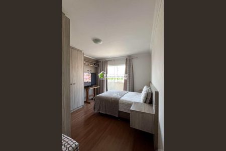 5_photo/94dce5f4e3.32b376f14b665ac4-ATLAS-5e5dbfee-997d-444d-be23-5e0945acde1b.jpg de casa à venda com 3 quartos, 100m² em Bairro Alto, Curitiba