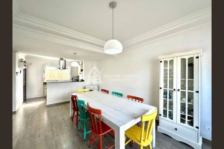 24_photo/94dce5f4e3.32b376f14b665ac4-ATLAS-92bd75ac-c7e7-4b58-b39a-a83fdf33851b.jpg de casa à venda com 3 quartos, 147m² em Bairro Alto, Curitiba