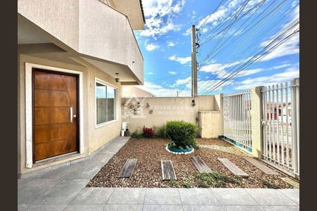 2_photo/94dce5f4e3.32b376f14b665ac4-ATLAS-bbb62916-bdc2-4e01-9f59-5d8e7b8e084c.jpg de casa à venda com 3 quartos, 147m² em Bairro Alto, Curitiba