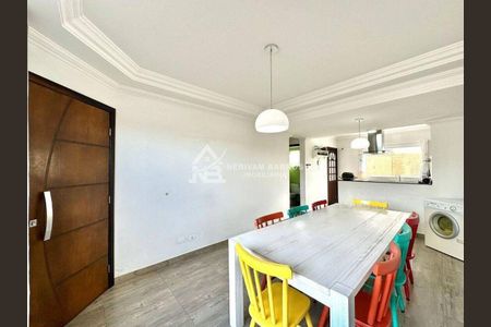 29_photo/94dce5f4e3.32b376f14b665ac4-ATLAS-d24893d6-7d39-45e1-97d1-6ca2110b16ae.jpg de casa à venda com 3 quartos, 147m² em Bairro Alto, Curitiba