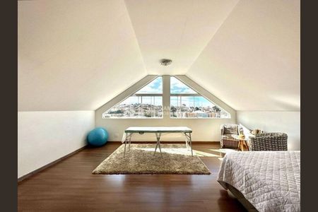 8_photo/94dce5f4e3.32b376f14b665ac4-ATLAS-f253faeb-3ee8-4c4b-ba76-59d3935e9477.jpg de casa à venda com 3 quartos, 147m² em Bairro Alto, Curitiba