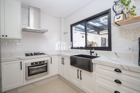 9_photo/94dce5f515.201e5a1018c1a13c-ATLAS-57d01b82-8971-4a2d-bd14-3d8520fd28ff.jpg de casa à venda com 0 quarto, 120m² em Bairro Alto, Curitiba