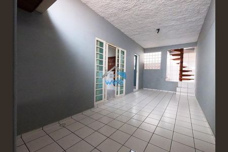 2_photo/94dce5f589.598d6a2a223573bd-ATLAS-076a323b-84ff-4b00-a598-c9e8b2b78ab1.jpg de casa à venda com 3 quartos, 140m² em Bairro Alto, Curitiba