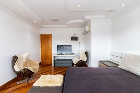 97_photo/94dce5f5a9.15c7a4e50fddccb9-ATLAS-46869ee5-3226-405b-a8a8-dbac618a51c3.jpg de casa para alugar com 5 quartos, 331m² em Bairro Alto, Curitiba