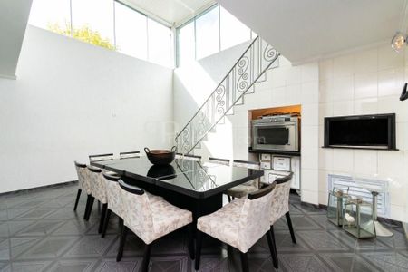 51_photo/94dce5f5a9.15c7a4e50fddccb9-ATLAS-675f9287-545f-4293-8b8a-a1d53baed4ac.jpg de casa para alugar com 5 quartos, 331m² em Bairro Alto, Curitiba