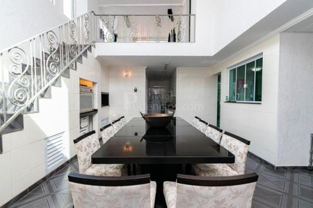 55_photo/94dce5f5a9.15c7a4e50fddccb9-ATLAS-68acdec1-3bce-40d8-8877-43f1497bf987.jpg de casa para alugar com 5 quartos, 331m² em Bairro Alto, Curitiba