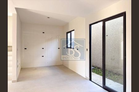 9_photo/94dce5f625.7fae5489eecda263-ATLAS-46f1b8f7-cf26-42b7-9d33-6f5fad5c4c83.jpg de casa à venda com 3 quartos, 107m² em Bairro Alto, Curitiba