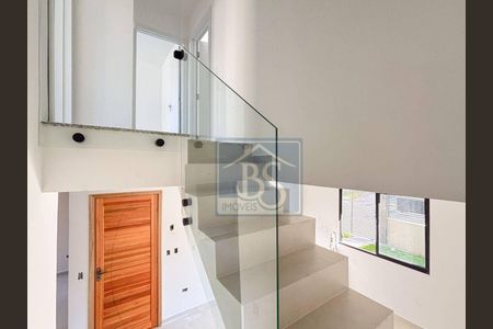 20_photo/94dce5f625.7fae5489eecda263-ATLAS-88ee409b-2387-4f8f-9a4e-aa4c220e4142.jpg de casa à venda com 3 quartos, 107m² em Bairro Alto, Curitiba