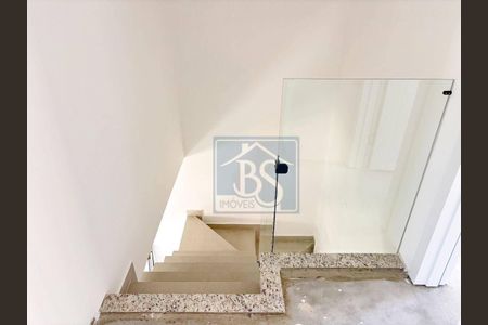 21_photo/94dce5f625.7fae5489eecda263-ATLAS-e2cd6f11-b8eb-498b-b28c-75dad8e0cd9d.jpg de casa à venda com 3 quartos, 107m² em Bairro Alto, Curitiba