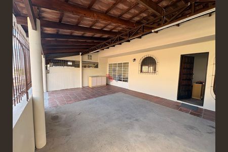 6_photo/94dce5f689.22289480efb51164-ATLAS-5cae34eb-e6b4-4c85-9611-15dcfdf785c5.jpg de casa à venda com 3 quartos, 147m² em Bairro Alto, Curitiba