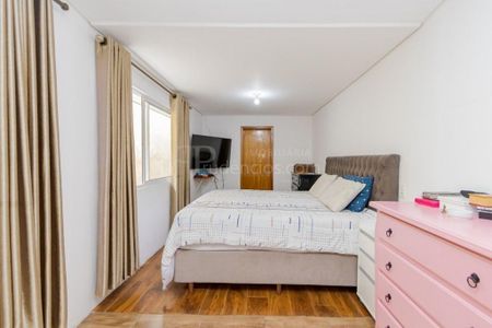 31_photo/94dce5f729.1e45c290f45d527b-ATLAS-e8c3d8c3-bb45-4fa8-8c7e-16de1cc59250.jpg de casa à venda com 4 quartos, 216m² em Bairro Alto, Curitiba