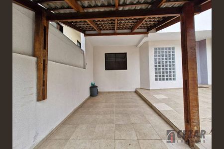 6_photo/94dce5f7ef.c79486d6702a47a1-ATLAS-348ce5da-a62e-43b1-b823-91fef95a416e.jpg de casa para alugar com 3 quartos, 96m² em Bairro Alto, Curitiba