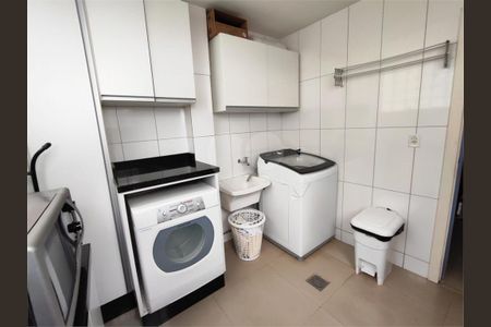 42_photo/94dce5f9a9.967bb43d6f31e30b-ATLAS-69735ced-42b2-44bb-9e6f-d5d89fe3554c.jpg de casa à venda com 4 quartos, 292m² em Bairro Alto, Curitiba