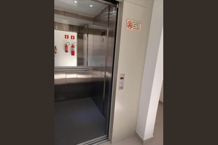 3_photo/94dce5fa2f.b88e781a7551a754-ATLAS-9cede4c7-69be-4f6f-9db5-d65ce9a49b44.jpg de apartamento à venda com 2 quartos, 66m² em Bairro Alto, Curitiba