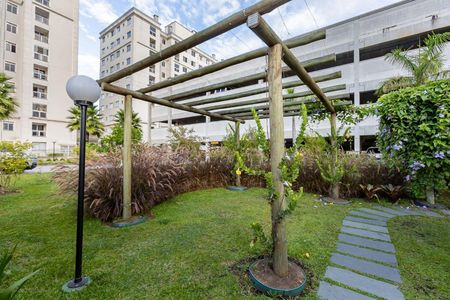 25_photo/94dce5fb51.d1f6fb7770917a2b-ATLAS-ea14da69-ee55-4c90-86d2-ec5b2cffc17e.jpg de apartamento à venda com 2 quartos, 50m² em Bairro Alto, Curitiba