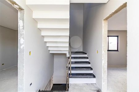 18_photo/94dce5fb6f.0f81dd1a9a4f6ffb-ATLAS-0ec044d6-9e1a-456f-ac6b-3f4e45c57458.jpg de casa à venda com 2 quartos, 102m² em Bairro Alto, Curitiba