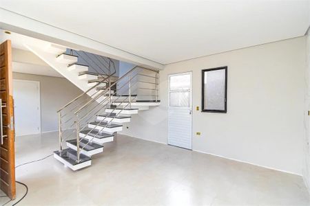 10_photo/94dce5fb6f.0f81dd1a9a4f6ffb-ATLAS-e60fd753-39cf-4aee-abcf-f2cd064172a0.jpg de casa à venda com 2 quartos, 102m² em Bairro Alto, Curitiba