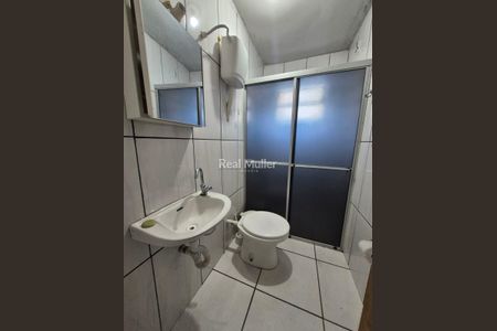 2_photo/94dce5fcb5.92e82a1534cad744-ATLAS-e6db781b-6917-48ee-a307-73b6cfafb8cf.jpg de casa à venda com 4 quartos, 180m² em Bacacheri, Curitiba