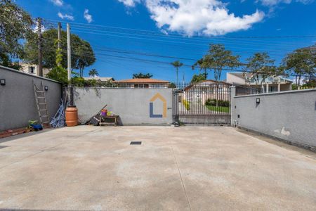 40_photo/94dce5fd3d.a3d617179be025f5-ATLAS-22edb58c-acb5-4758-abe3-80c2e25c134c.jpg de casa à venda com 3 quartos, 240m² em Tingui, Curitiba