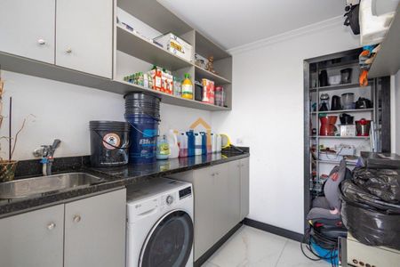 22_photo/94dce5fd3d.a3d617179be025f5-ATLAS-735c05b4-8757-44e0-b1ce-3e3d47e6f403.jpg de casa à venda com 3 quartos, 240m² em Tingui, Curitiba